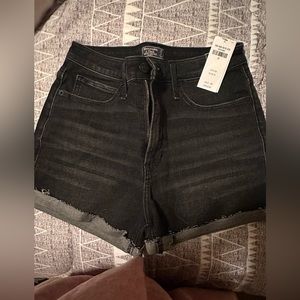 Abercrombie and fitch brand new shorts